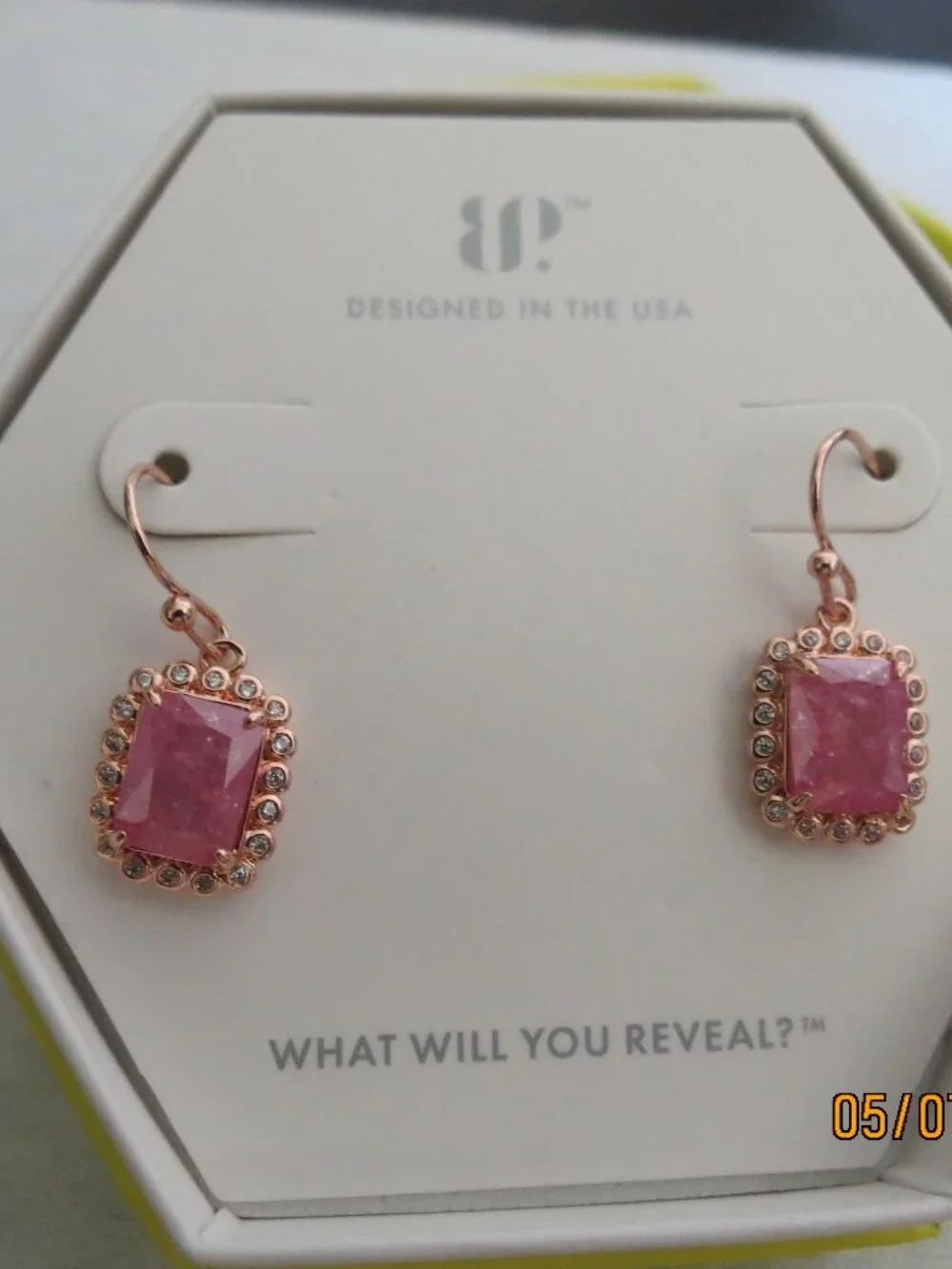 Bomb Party Yes Indeed Rose Ice Crystal Dangle Earrings RBP4484
